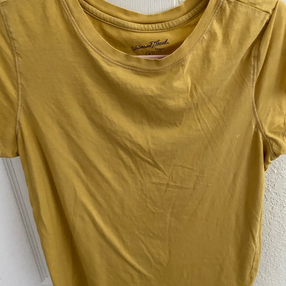 Tee